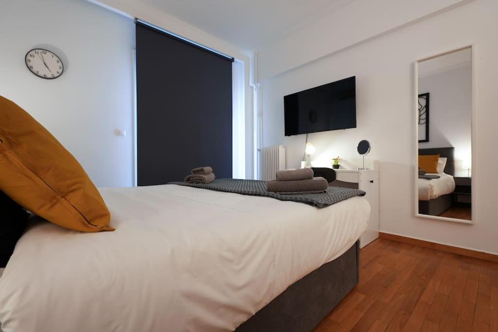 Syntagma Square, 70Sqm Pentelis Sunny Apartment Aten Exteriör bild