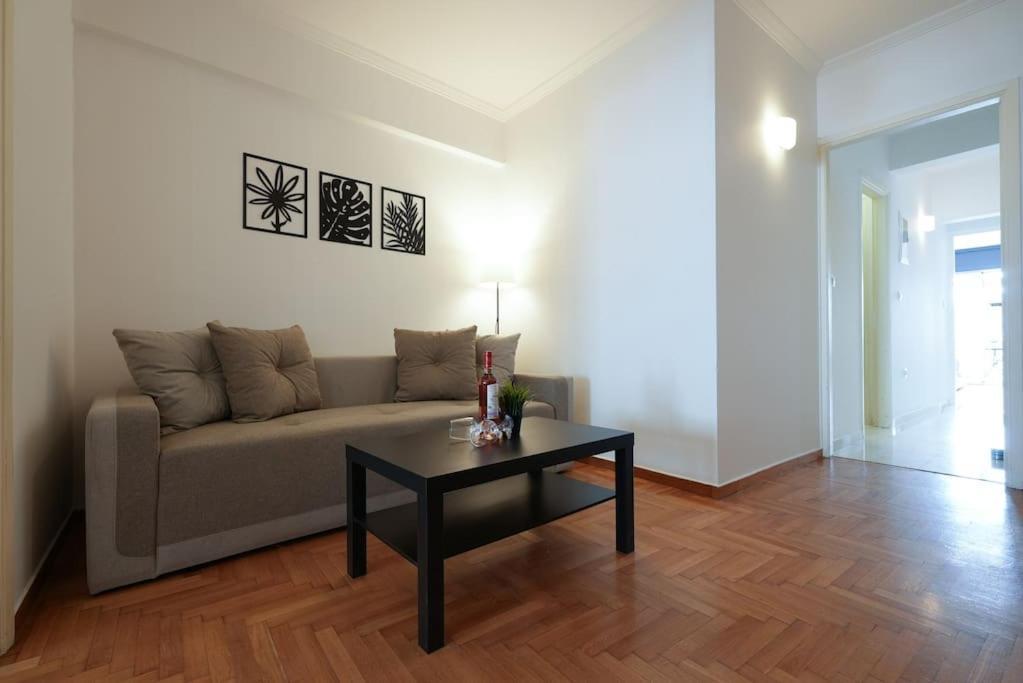 Syntagma Square, 70Sqm Pentelis Sunny Apartment Aten Exteriör bild