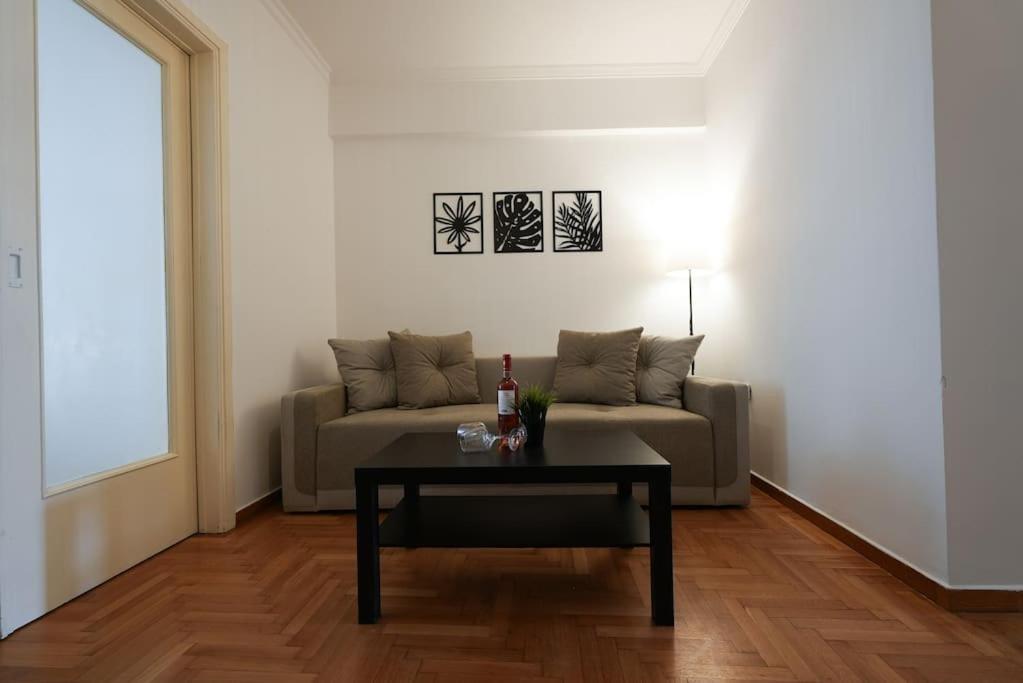 Syntagma Square, 70Sqm Pentelis Sunny Apartment Aten Exteriör bild